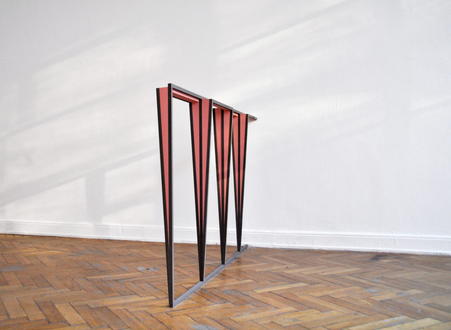 kabinett · Laura Sigrüner (2018) MDF, Ureol 120 x 220 cm
